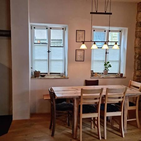 Neustadt an der Weinstraße Schoene Ferienwohnung Mit Kamin מראה חיצוני תמונה