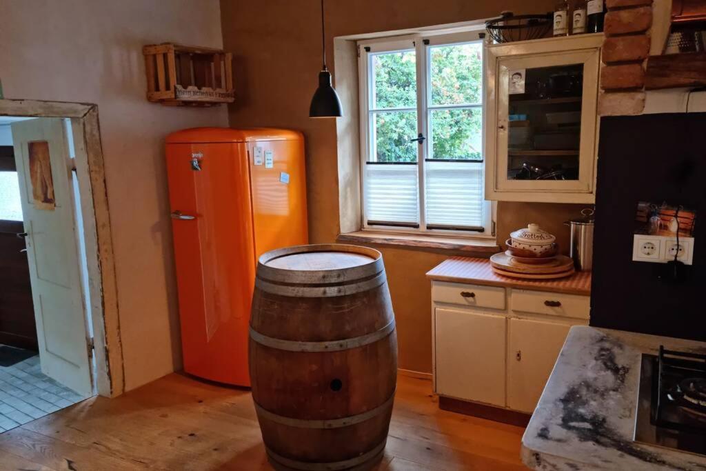 Neustadt an der Weinstraße Schoene Ferienwohnung Mit Kamin מראה חיצוני תמונה